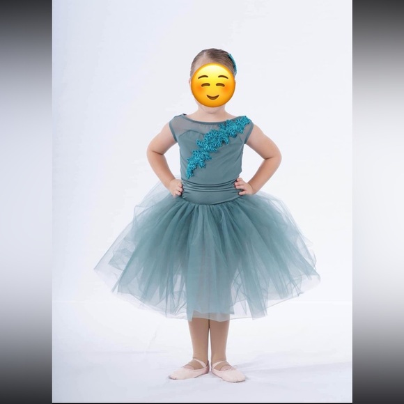 Weissman Dance Costume - Picture 1 of 8